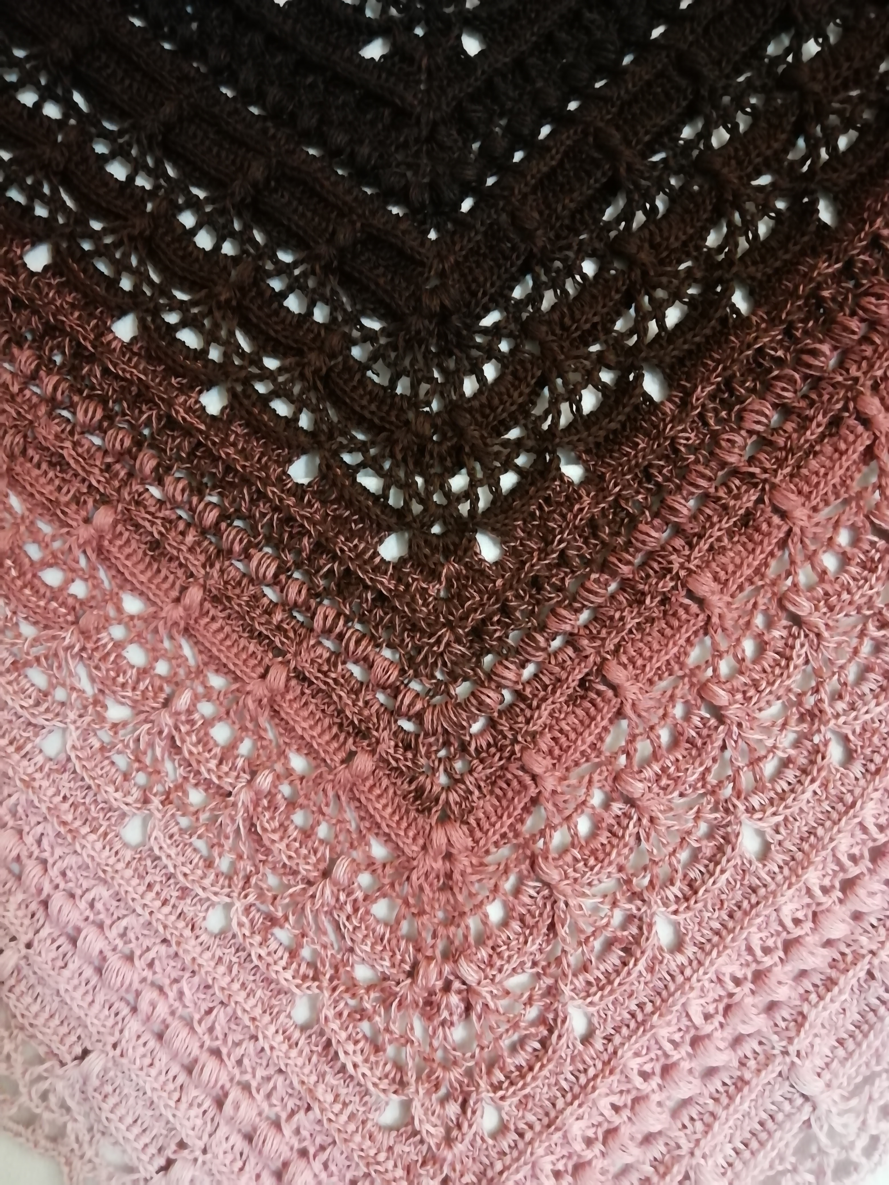 KOKONKI Merino 628 Secret window - Práškově růžová / meruňková / slézová / hnědá / tmavě hnědá / 4 nitky 2000m