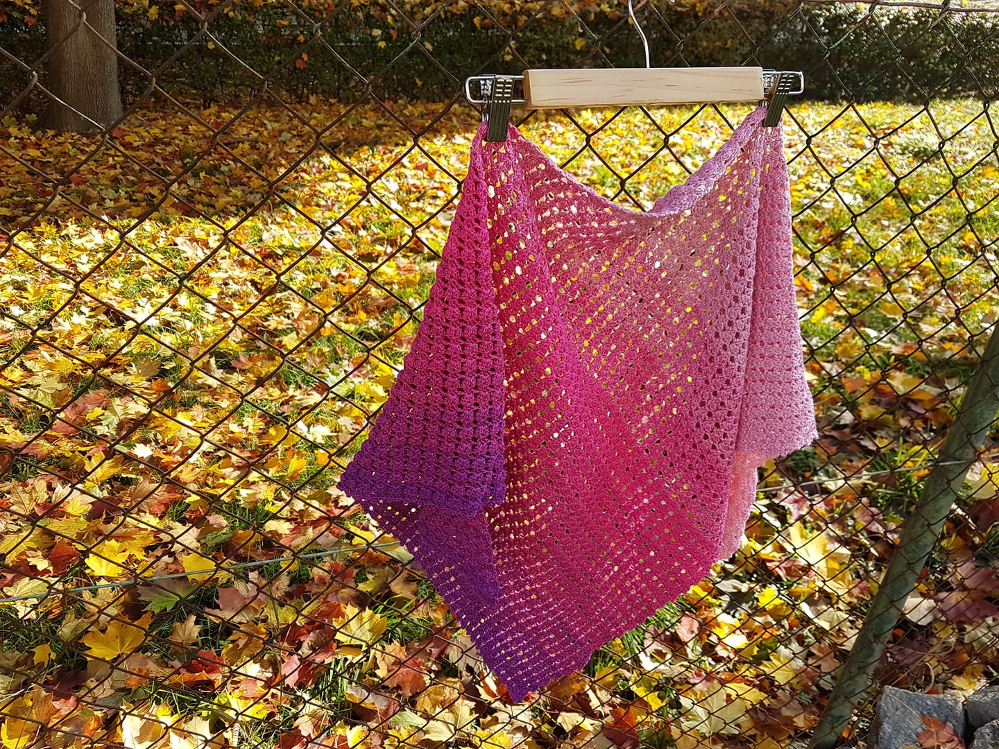 Klubíčko KOKONKI A499 Blackberry / pivoňka / fuchsie / růžová malinová / růžová 3 nitky 800m